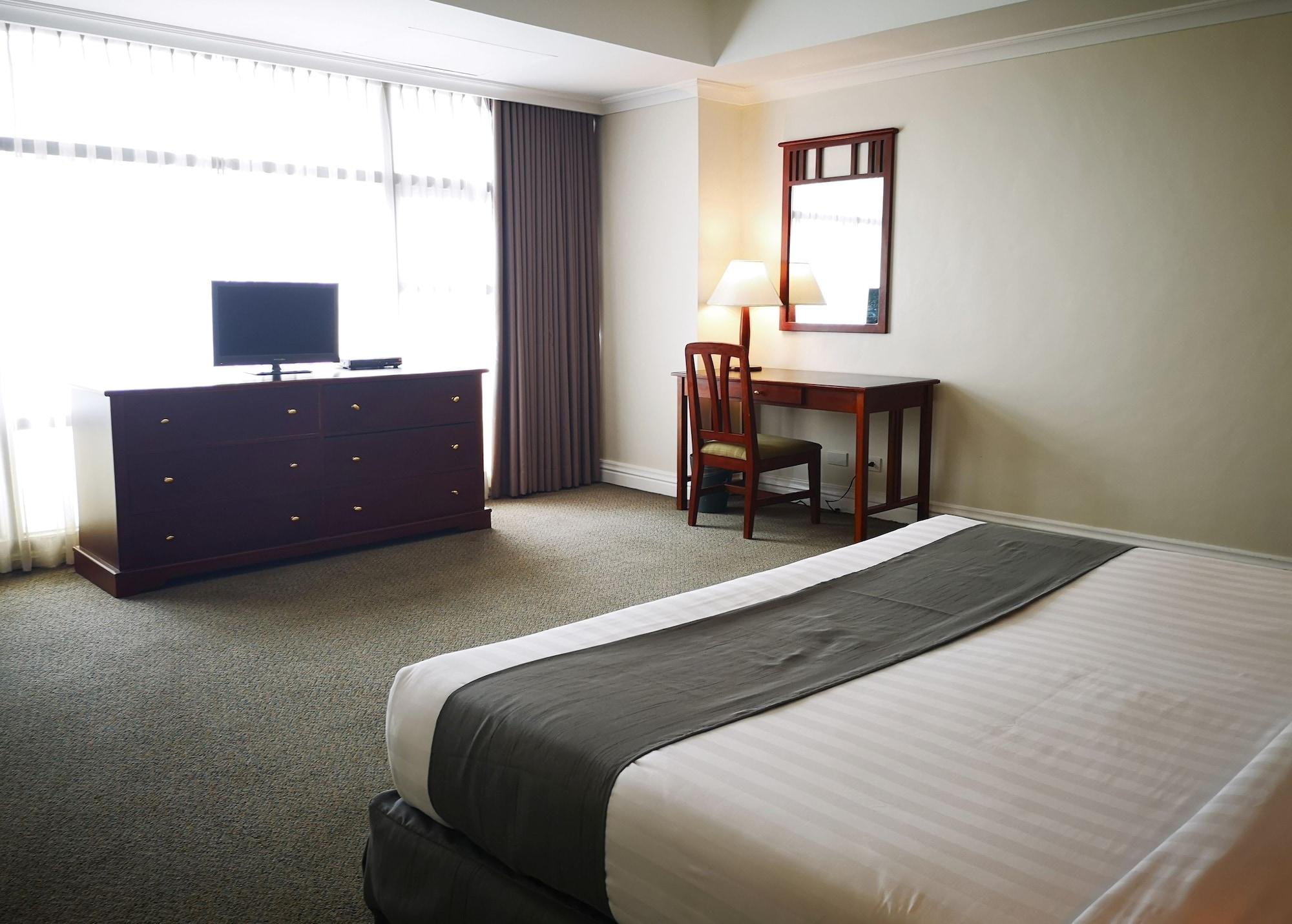Infinity Tower Suites Makati City Extérieur photo