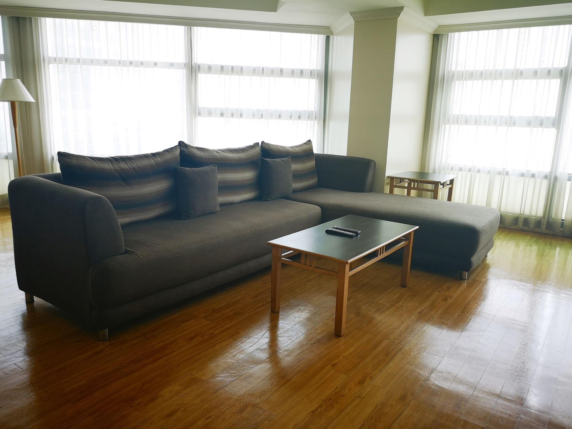 Infinity Tower Suites Makati City Extérieur photo