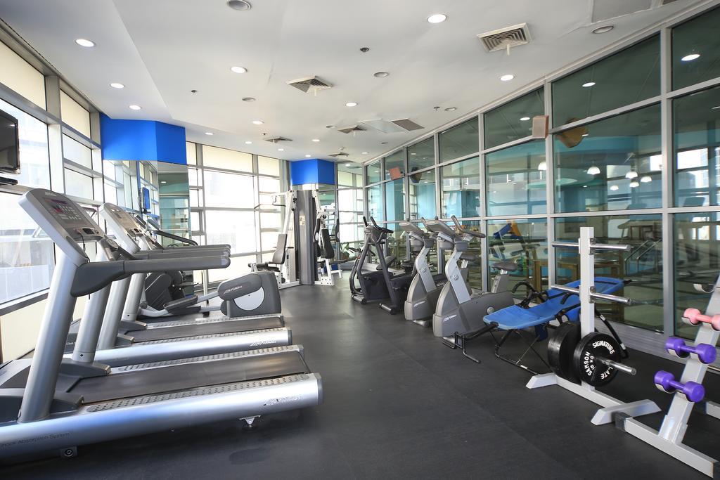 Infinity Tower Suites Makati City Extérieur photo