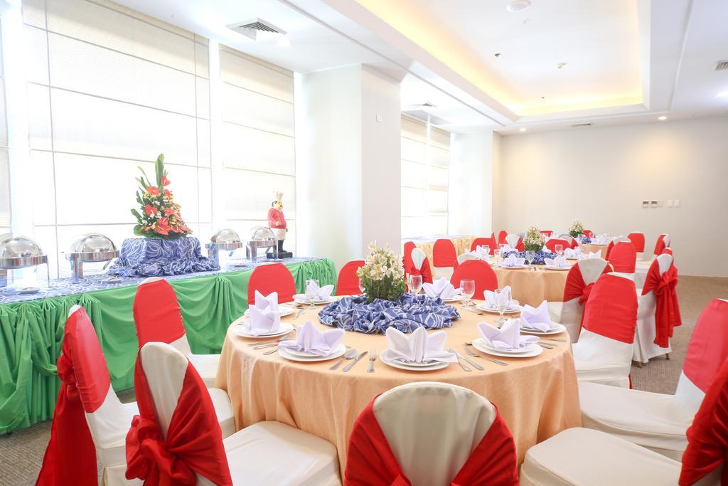 Infinity Tower Suites Makati City Extérieur photo