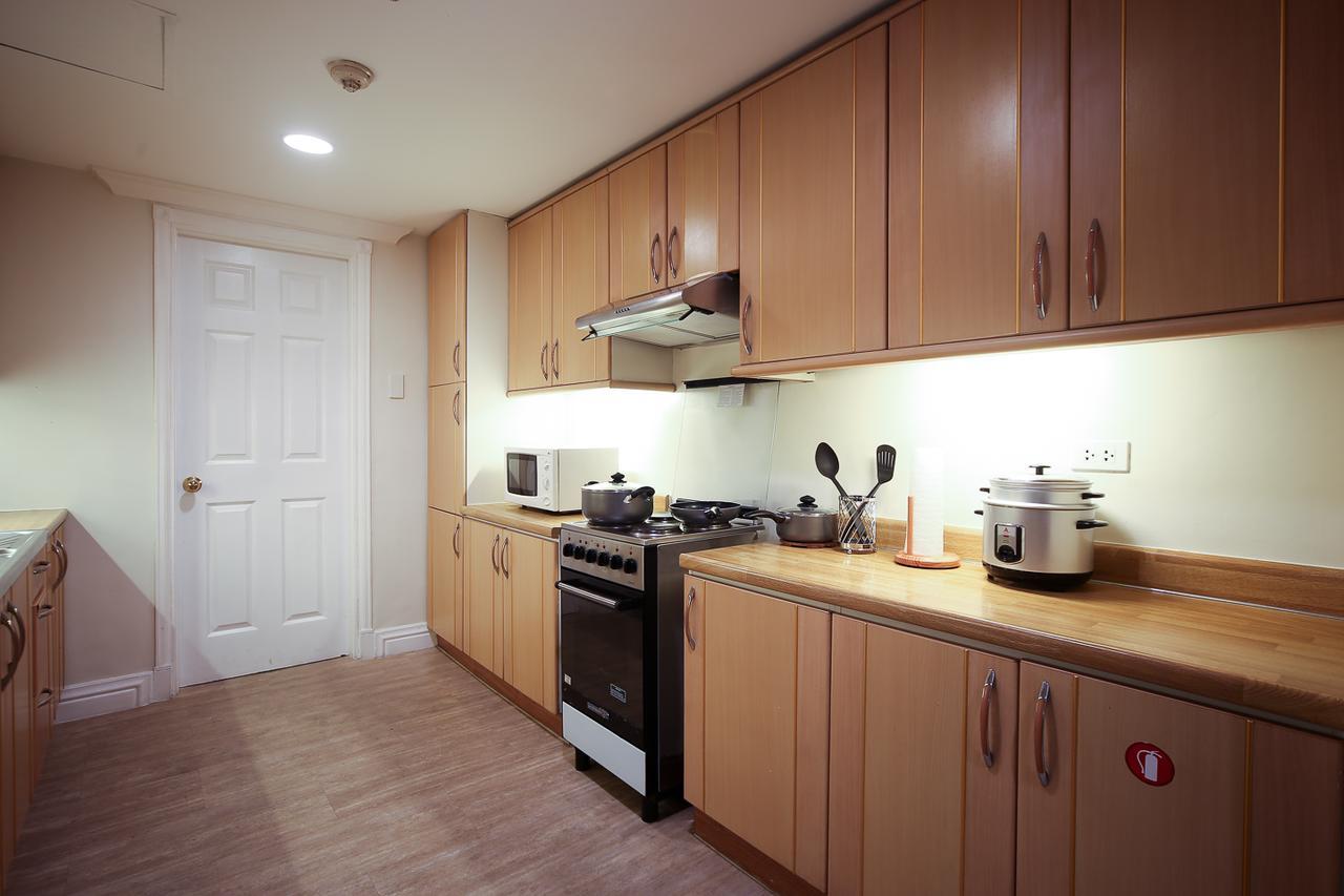 Infinity Tower Suites Makati City Extérieur photo